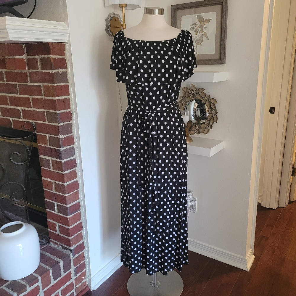 Lane Bryant Polka Dot Black and White Dress Stretch Wear 4 Ways Size 14/16 NWT